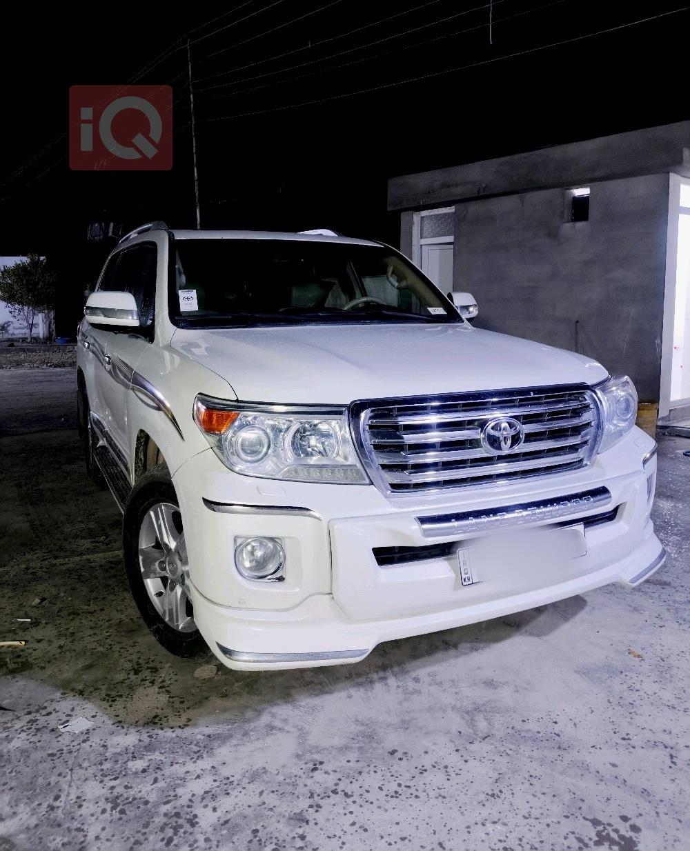 تويوتا لاندكروزر